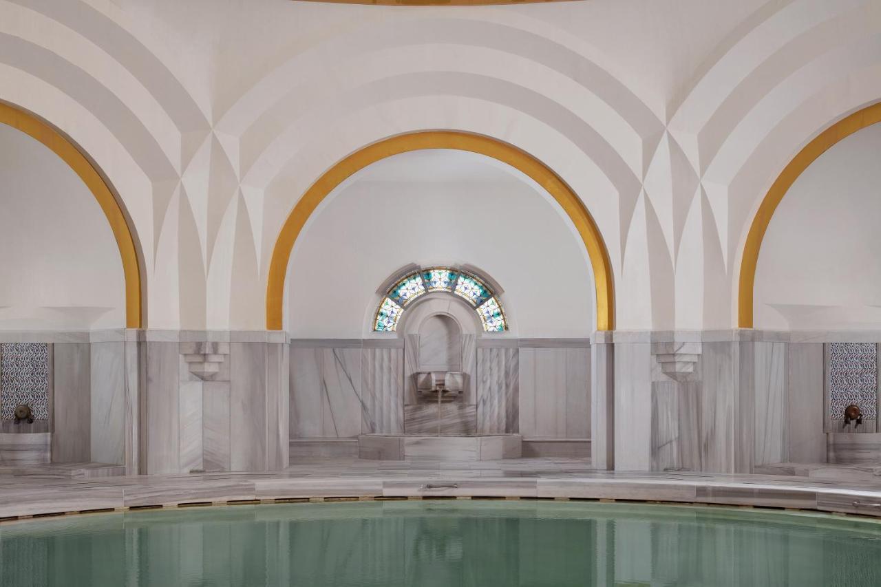 Hotel Celik Palas Convention Center & Thermal Spa Bursa Exteriör bild Interior of the Turkish bath