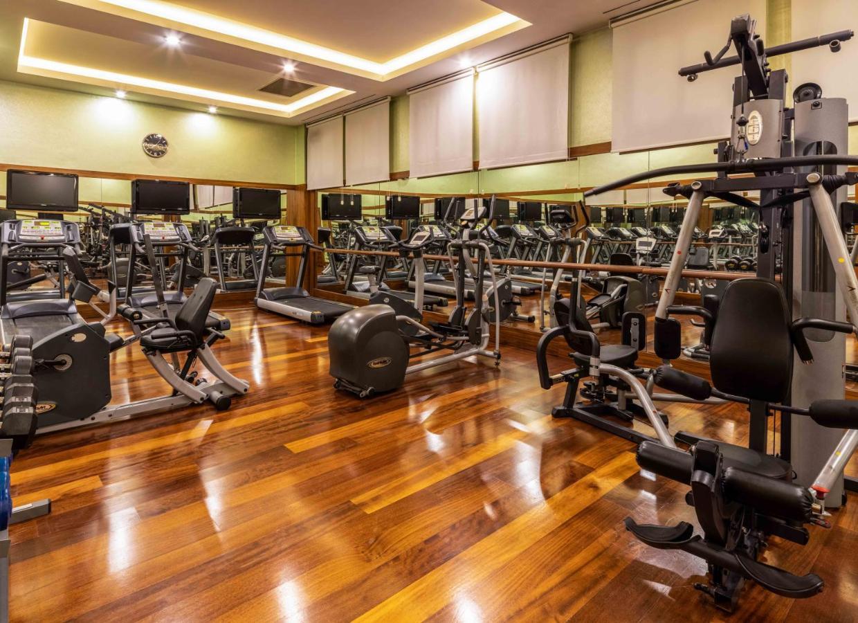 Hotel Celik Palas Convention Center & Thermal Spa Bursa Exteriör bild A gym in a hotel