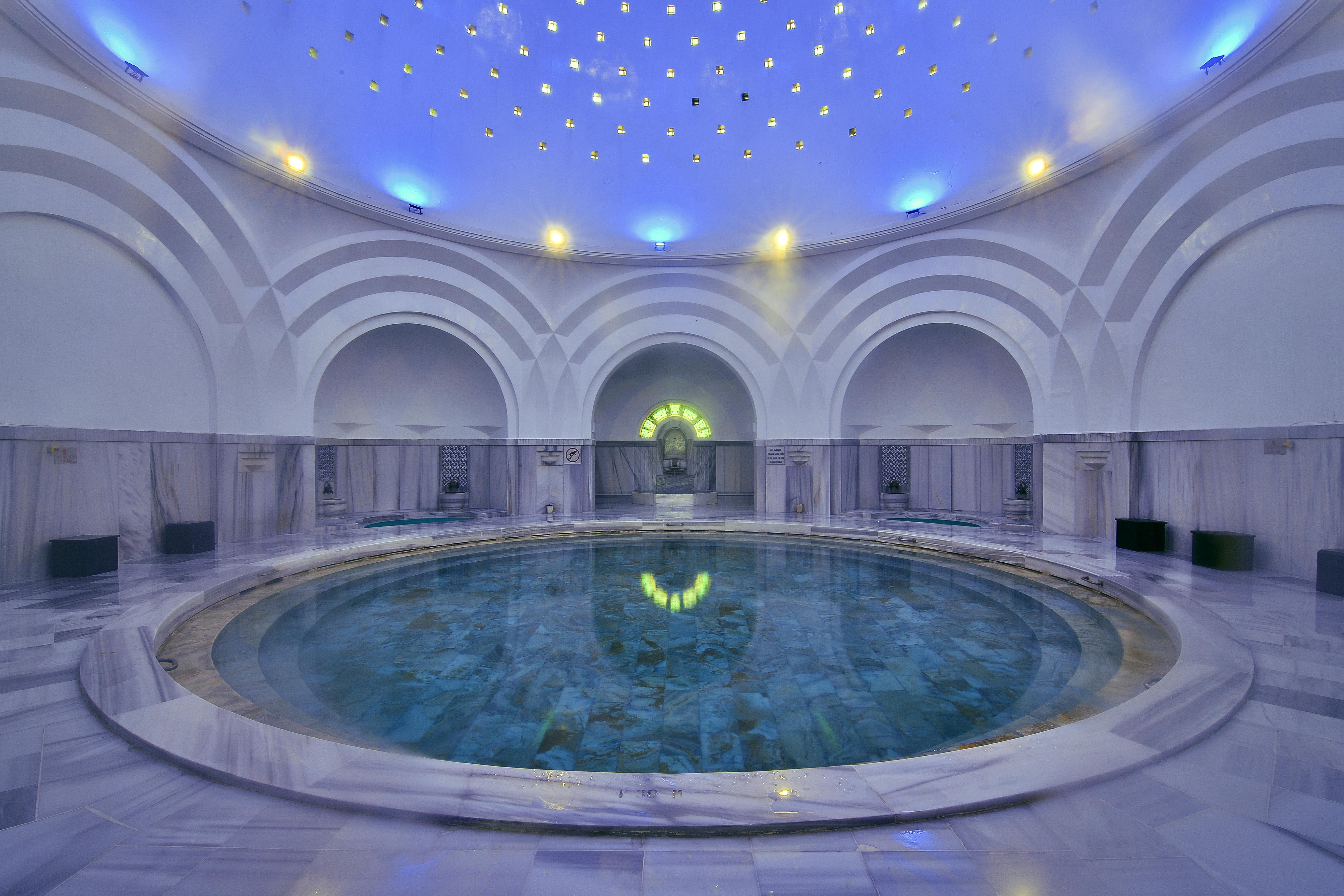 Hotel Celik Palas Convention Center & Thermal Spa Bursa Exteriör bild The interior of the spa